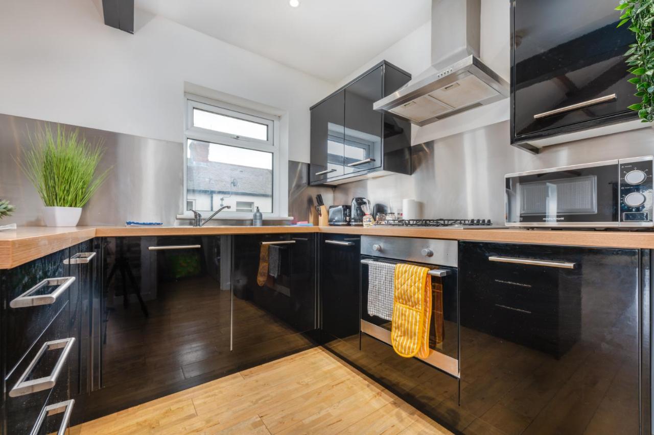 Stayright- 2 Bedroom House, Centrally Located & Close Walk To City Centre Κάρντιφ Εξωτερικό φωτογραφία
